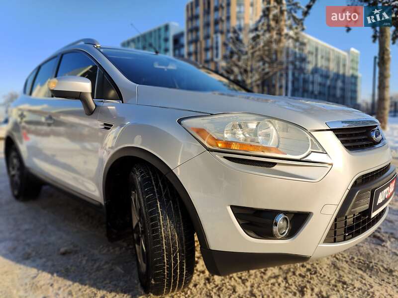 Внедорожник / Кроссовер Ford Kuga 2009 в Киеве