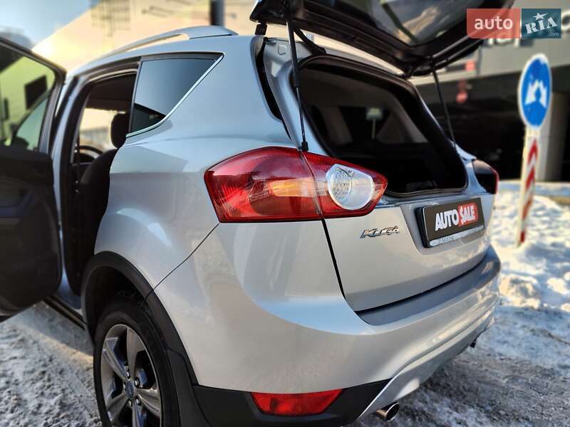 Внедорожник / Кроссовер Ford Kuga 2009 в Киеве