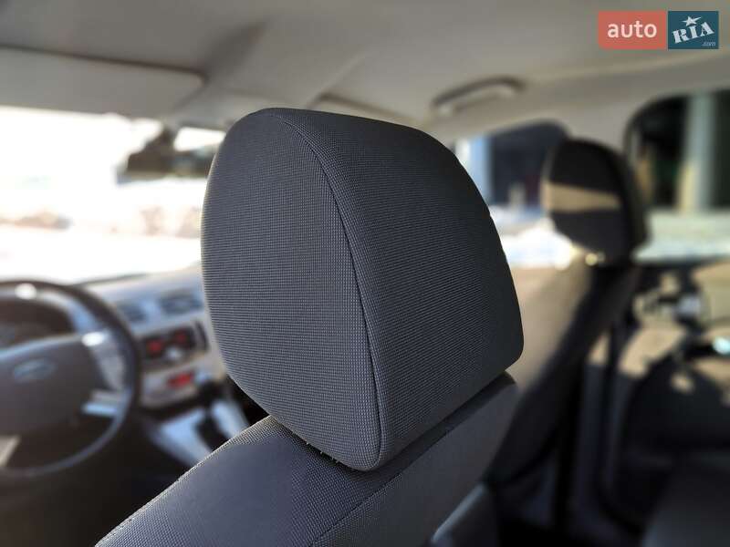 Внедорожник / Кроссовер Ford Kuga 2009 в Киеве