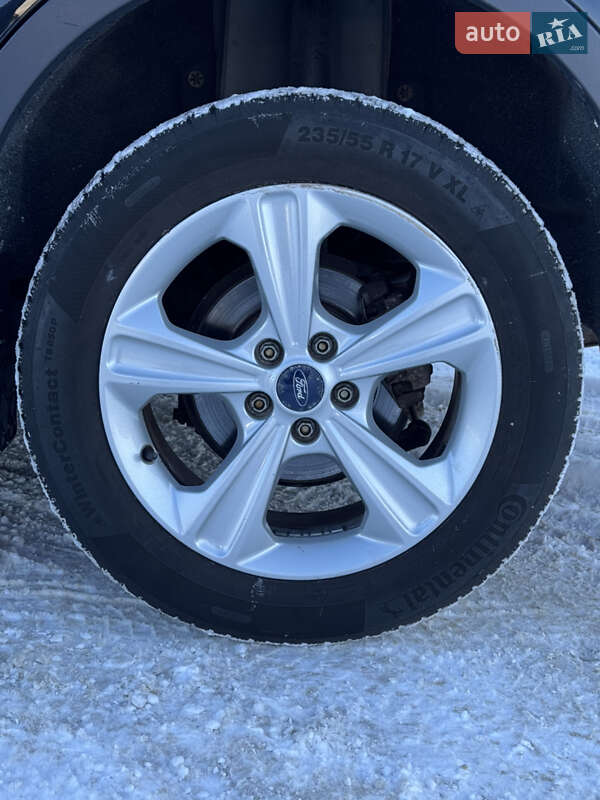 Внедорожник / Кроссовер Ford Kuga 2013 в Луцке