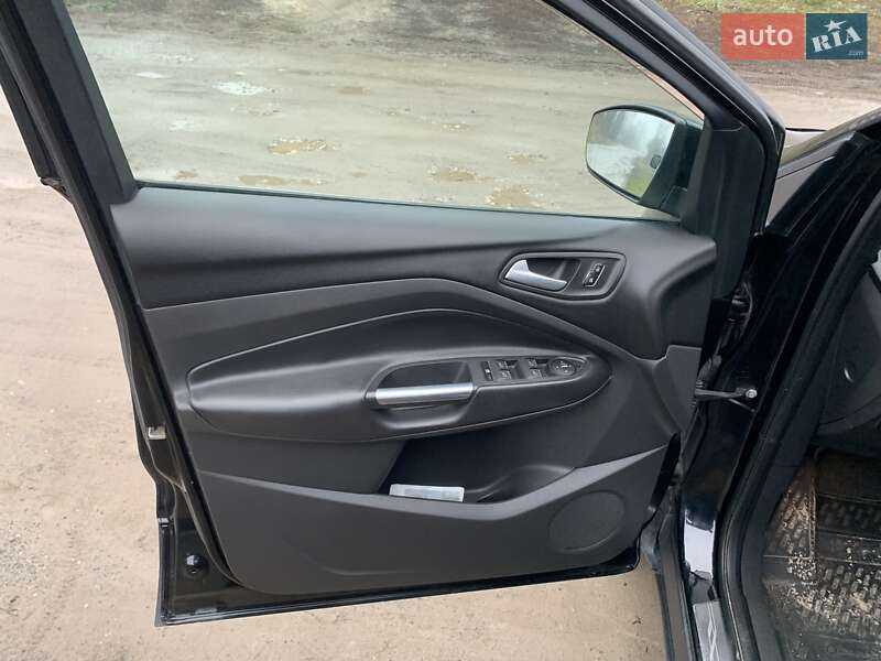 Внедорожник / Кроссовер Ford Kuga 2013 в Хмельницком