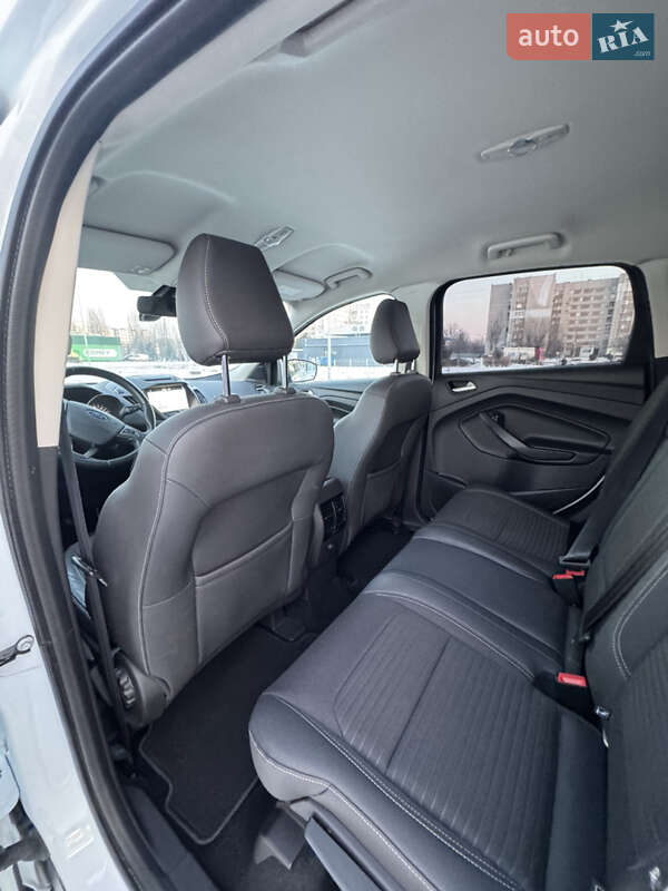 Внедорожник / Кроссовер Ford Kuga 2019 в Черкассах фото 24 Внедорожник / Кроссовер Ford Kuga 2019 в Черкассах