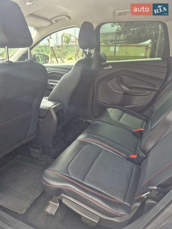 Внедорожник / Кроссовер Ford Kuga 2019 в Львове