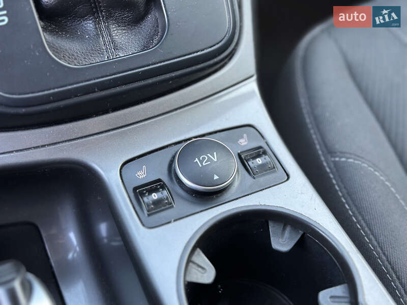 Внедорожник / Кроссовер Ford Kuga 2015 в Львове фото 67 Внедорожник / Кроссовер Ford Kuga 2015 в Львове