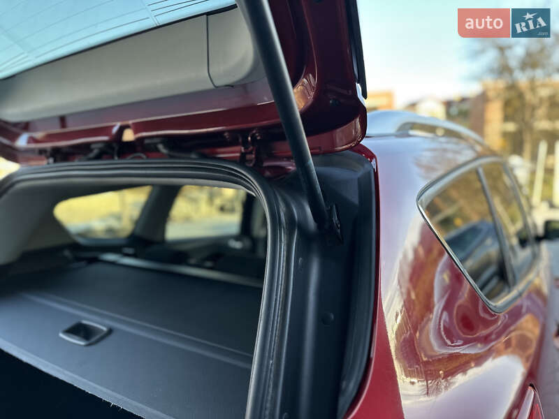 Внедорожник / Кроссовер Ford Kuga 2015 в Львове фото 102 Внедорожник / Кроссовер Ford Kuga 2015 в Львове