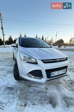 Позашляховик / Кросовер Ford Kuga 2015 в Львові