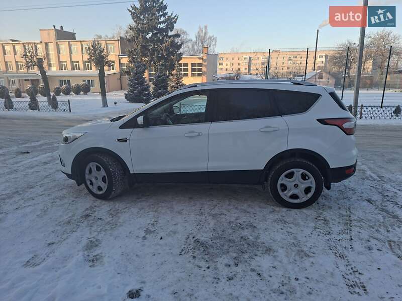 Позашляховик / Кросовер Ford Kuga 2018 в Калинівці фото 13 Позашляховик / Кросовер Ford Kuga 2018 в Калинівці