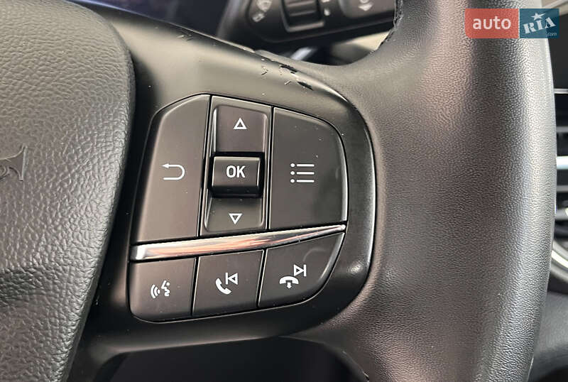 Позашляховик / Кросовер Ford Kuga 2021 в Львові