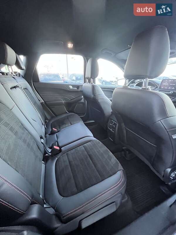 Позашляховик / Кросовер Ford Kuga 2023 в Києві