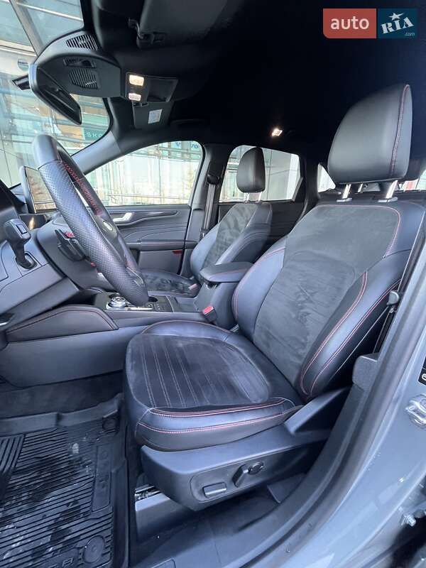 Позашляховик / Кросовер Ford Kuga 2023 в Києві