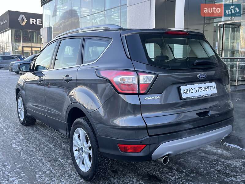 Позашляховик / Кросовер Ford Kuga 2019 в Києві