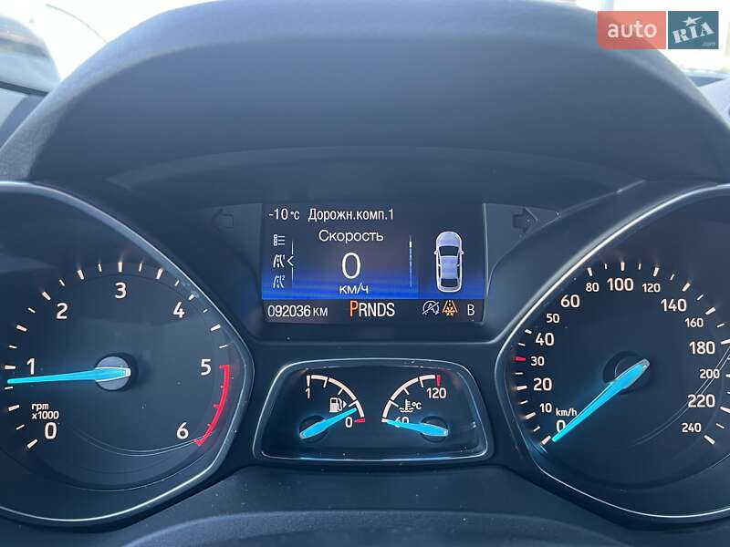 Позашляховик / Кросовер Ford Kuga 2019 в Києві