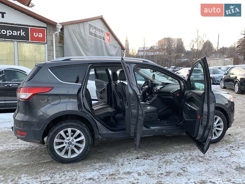 Позашляховик / Кросовер Ford Kuga 2015 в Вінниці