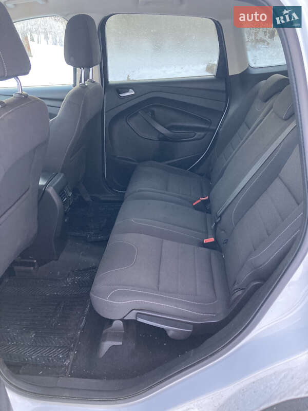 Внедорожник / Кроссовер Ford Kuga 2016 в Бахмаче фото 6 Внедорожник / Кроссовер Ford Kuga 2016 в Бахмаче