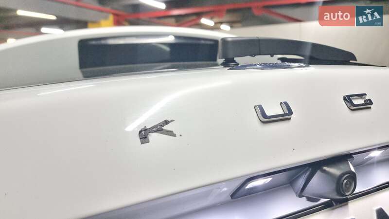 Позашляховик / Кросовер Ford Kuga 2021 в Києві