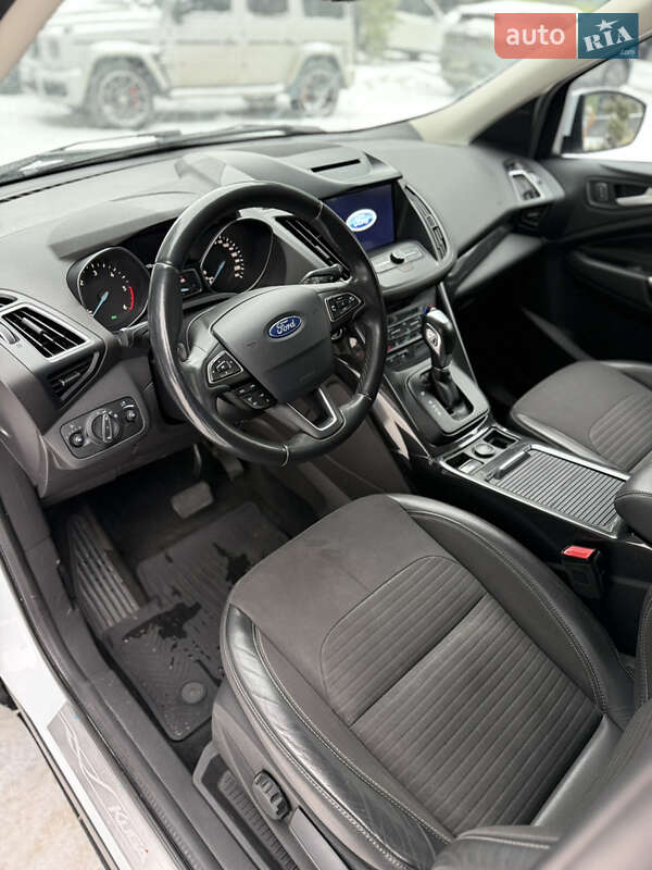 Внедорожник / Кроссовер Ford Kuga 2019 в Киеве фото 10 Внедорожник / Кроссовер Ford Kuga 2019 в Киеве