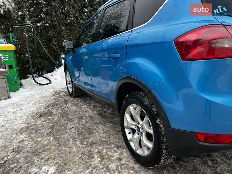 Внедорожник / Кроссовер Ford Kuga 2010 в Киеве фото 10 Внедорожник / Кроссовер Ford Kuga 2010 в Киеве