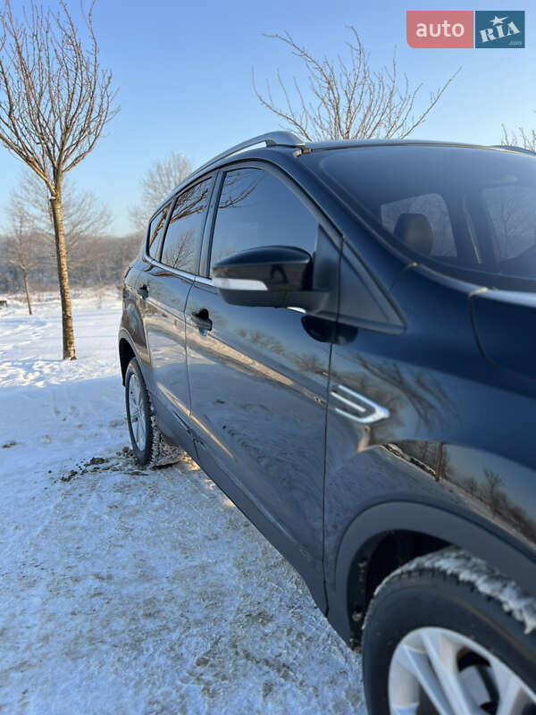 Внедорожник / Кроссовер Ford Kuga 2019 в Киеве фото 4 Внедорожник / Кроссовер Ford Kuga 2019 в Киеве