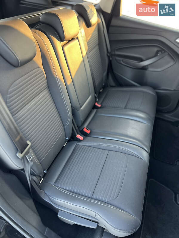 Внедорожник / Кроссовер Ford Kuga 2019 в Киеве фото 36 Внедорожник / Кроссовер Ford Kuga 2019 в Киеве