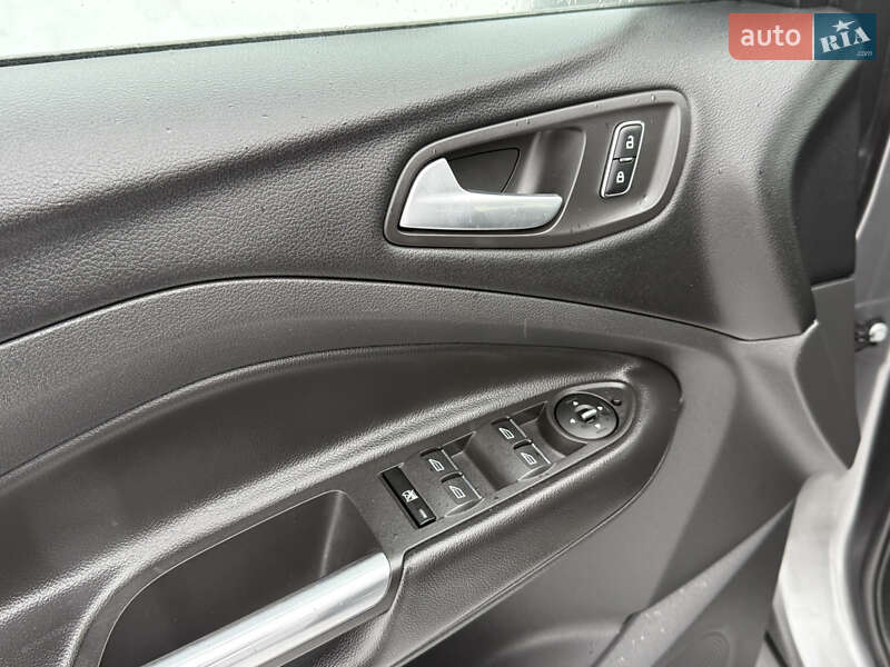 Позашляховик / Кросовер Ford Kuga 2013 в Стрию фото 39 Позашляховик / Кросовер Ford Kuga 2013 в Стрию