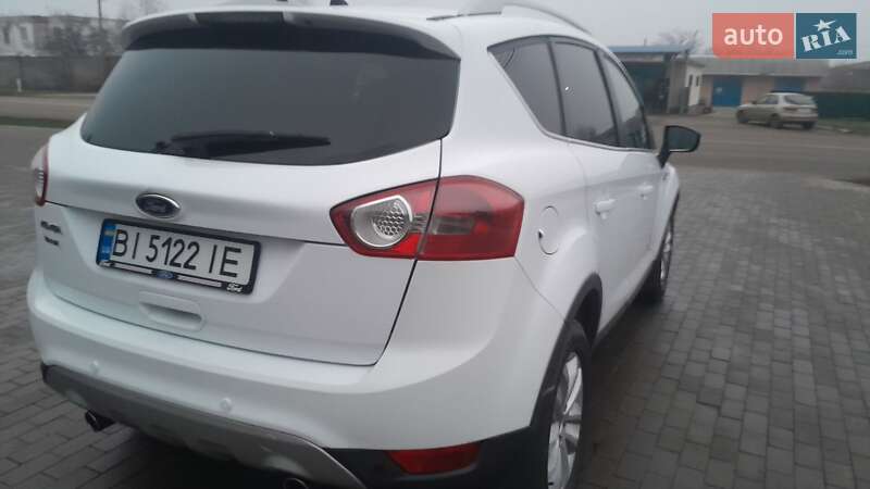 Позашляховик / Кросовер Ford Kuga 2011 в Миргороді