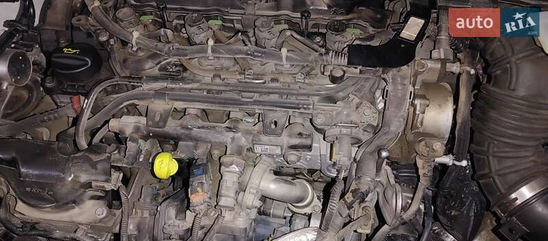 Позашляховик / Кросовер Ford Kuga 2017 в Кам'янець-Подільському фото 6 Позашляховик / Кросовер Ford Kuga 2017 в Кам'янець-Подільському