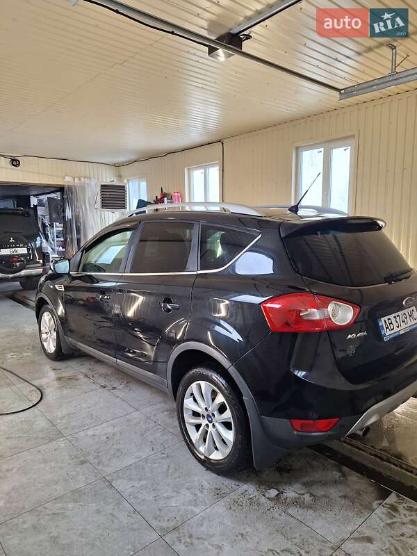 Внедорожник / Кроссовер Ford Kuga 2012 в Гайсине