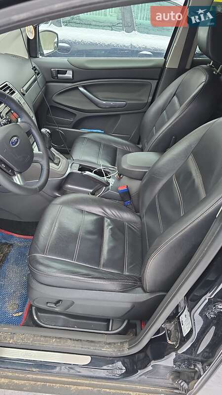 Внедорожник / Кроссовер Ford Kuga 2011 в Ивано-Франковске