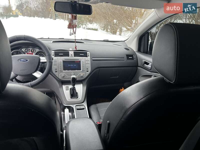 Внедорожник / Кроссовер Ford Kuga 2011 в Стрые