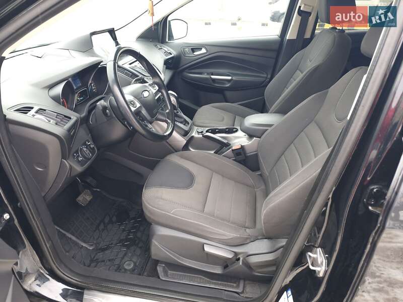 Внедорожник / Кроссовер Ford Kuga 2016 в Киеве