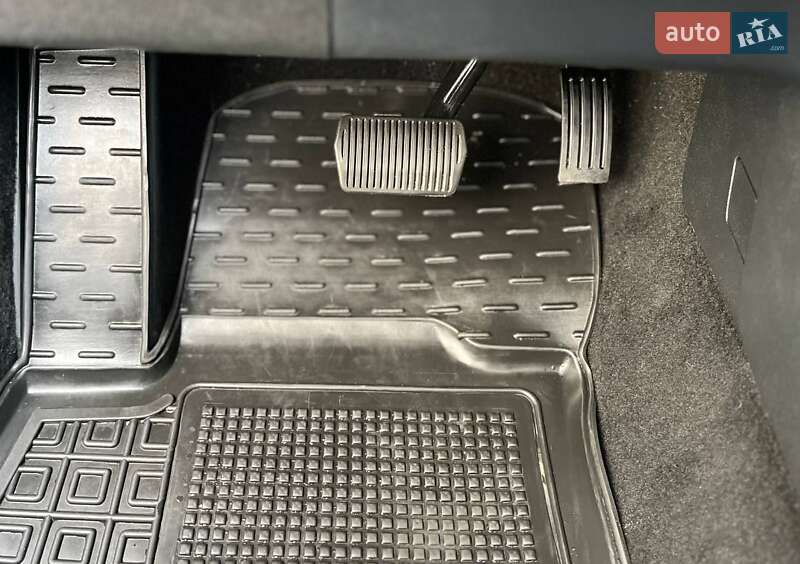 Позашляховик / Кросовер Ford Kuga 2020 в Бердичеві