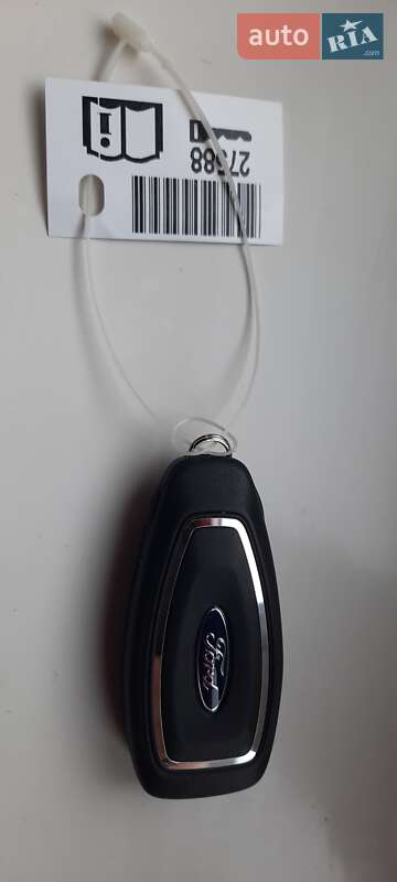 Внедорожник / Кроссовер Ford Kuga 2021 в Харькове