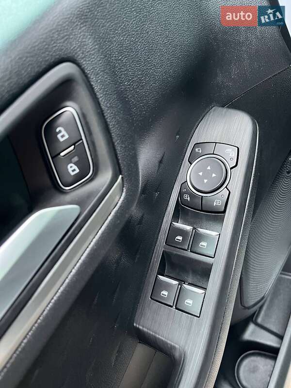 Позашляховик / Кросовер Ford Kuga 2020 в Бердичеві