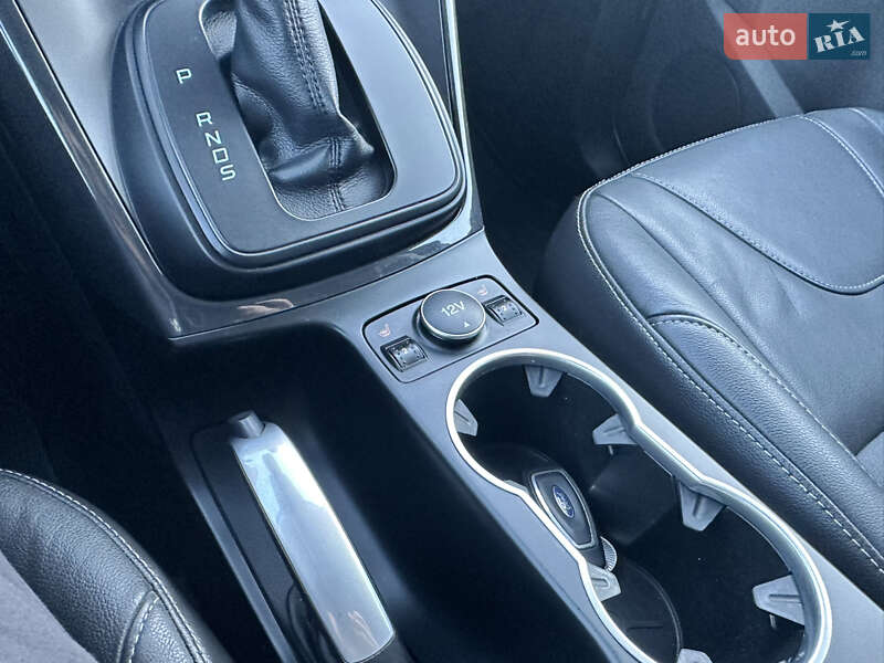 Позашляховик / Кросовер Ford Kuga 2014 в Житомирі