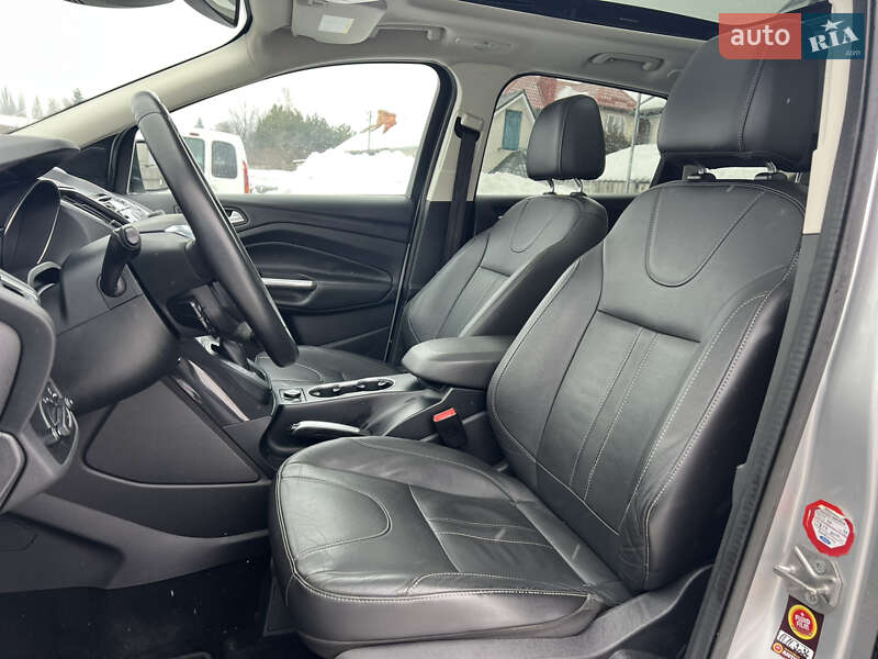 Внедорожник / Кроссовер Ford Kuga 2013 в Луцке