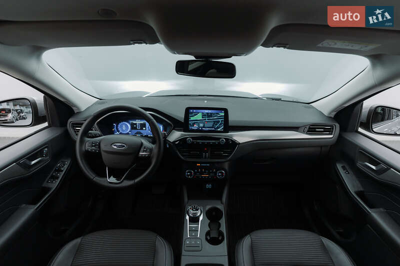 Позашляховик / Кросовер Ford Kuga 2021 в Києві