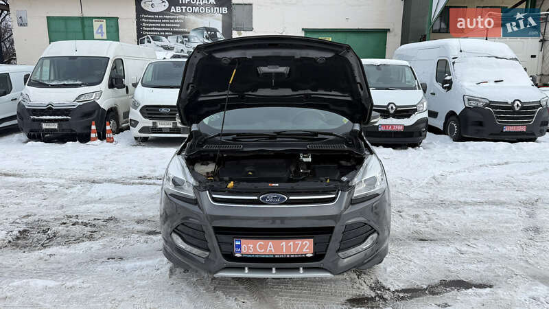 Внедорожник / Кроссовер Ford Kuga 2015 в Луцке