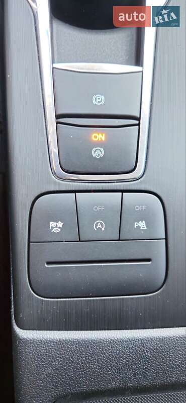 Позашляховик / Кросовер Ford Kuga 2020 в Львові фото 29 Позашляховик / Кросовер Ford Kuga 2020 в Львові