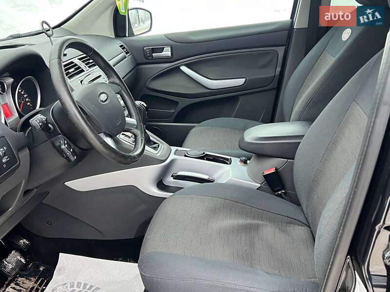 Внедорожник / Кроссовер Ford Kuga 2011 в Житомире фото 9 Внедорожник / Кроссовер Ford Kuga 2011 в Житомире