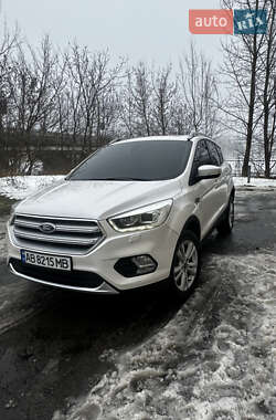 Позашляховик / Кросовер Ford Kuga 2017 в Вінниці