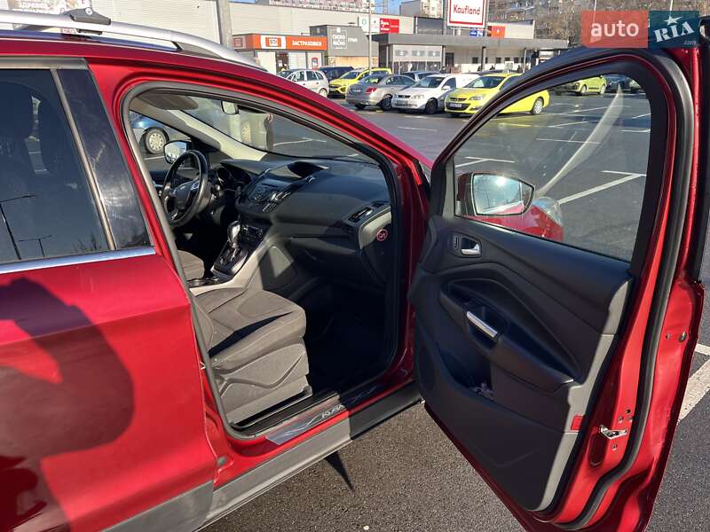 Внедорожник / Кроссовер Ford Kuga 2016 в Измаиле фото 11 Внедорожник / Кроссовер Ford Kuga 2016 в Измаиле