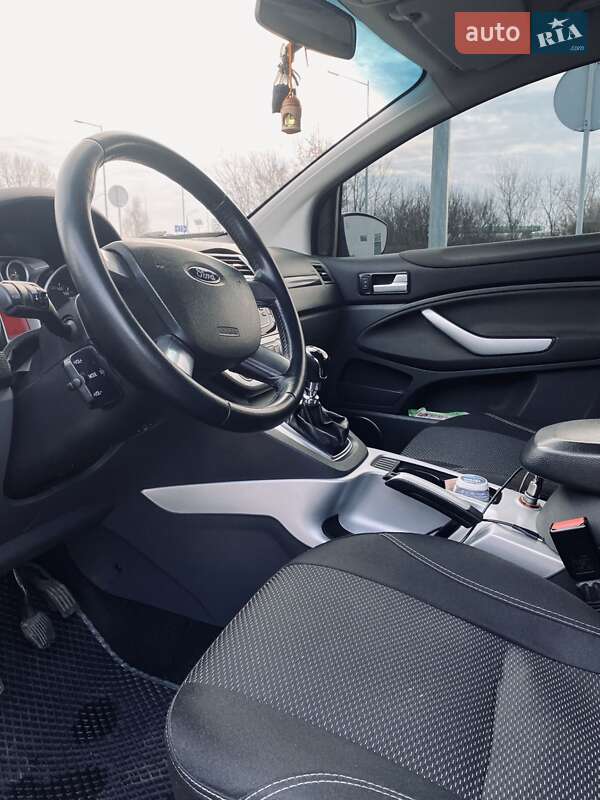 Внедорожник / Кроссовер Ford Kuga 2012 в Житомире