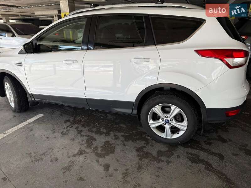 Позашляховик / Кросовер Ford Kuga 2016 в Львові фото 8 Позашляховик / Кросовер Ford Kuga 2016 в Львові