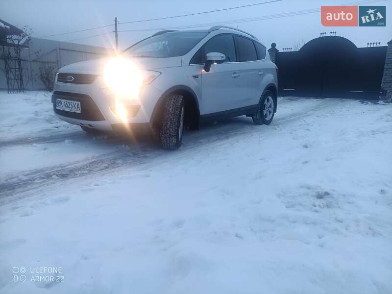 Внедорожник / Кроссовер Ford Kuga 2008 в Сарнах фото 4 Внедорожник / Кроссовер Ford Kuga 2008 в Сарнах