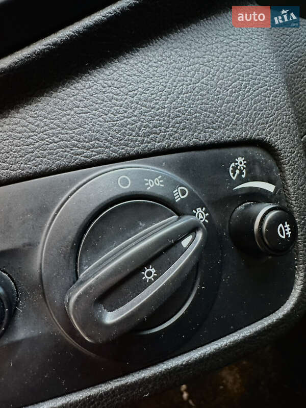 Внедорожник / Кроссовер Ford Kuga 2015 в Львове фото 27 Внедорожник / Кроссовер Ford Kuga 2015 в Львове