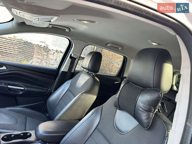 Внедорожник / Кроссовер Ford Kuga 2015 в Львове фото 47 Внедорожник / Кроссовер Ford Kuga 2015 в Львове