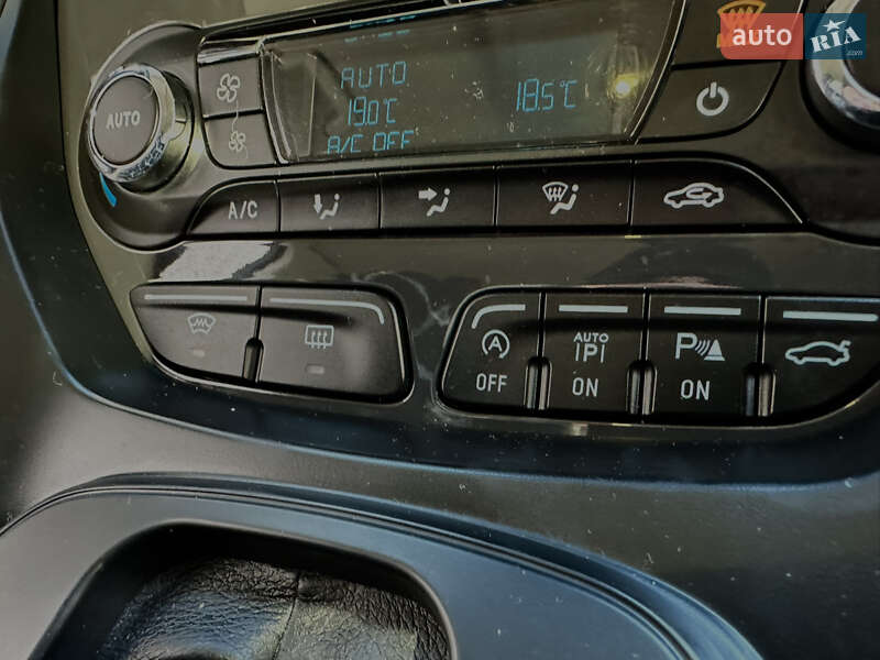 Внедорожник / Кроссовер Ford Kuga 2015 в Львове фото 62 Внедорожник / Кроссовер Ford Kuga 2015 в Львове