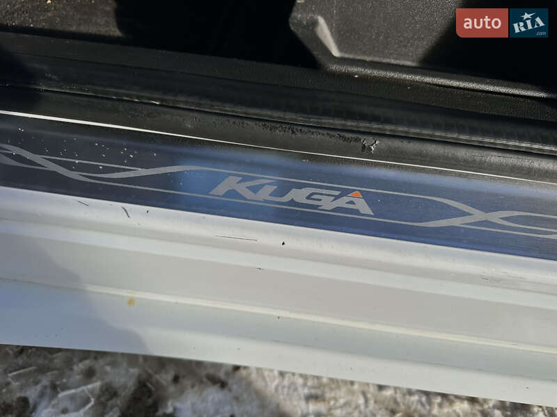 Внедорожник / Кроссовер Ford Kuga 2015 в Львове фото 66 Внедорожник / Кроссовер Ford Kuga 2015 в Львове