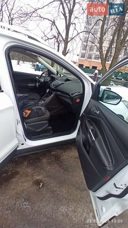 Внедорожник / Кроссовер Ford Kuga 2015 в Киеве