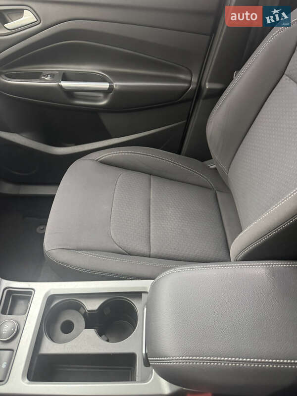 Внедорожник / Кроссовер Ford Kuga 2018 в Харькове